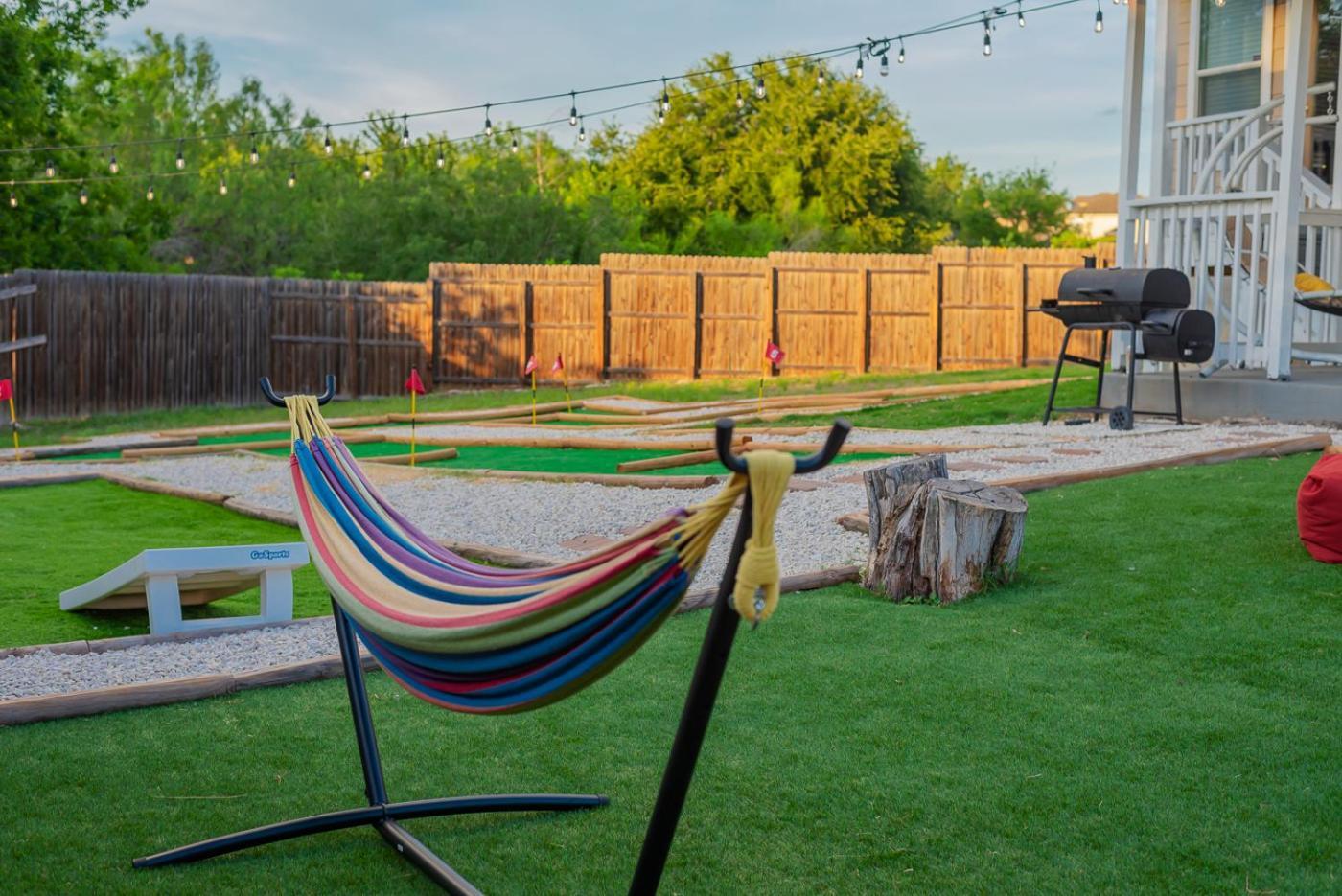Luxury 6br Home, Game By Lackland & Seaworld Сasa de vacaciones